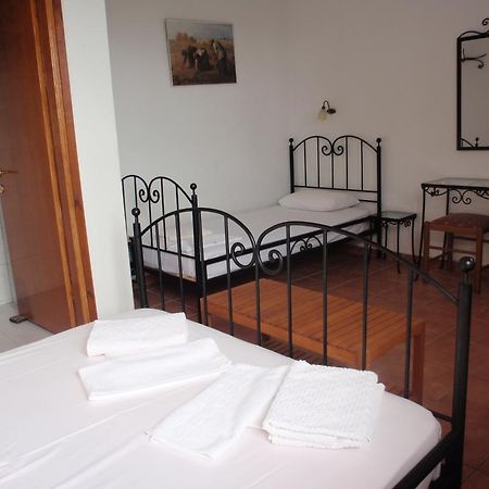 Petrouda'S Apartments Szamothráki Kültér fotó