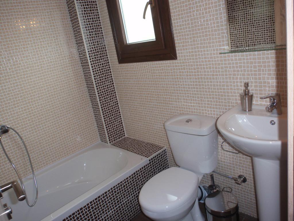 Petrouda'S Apartments Szamothráki Kültér fotó